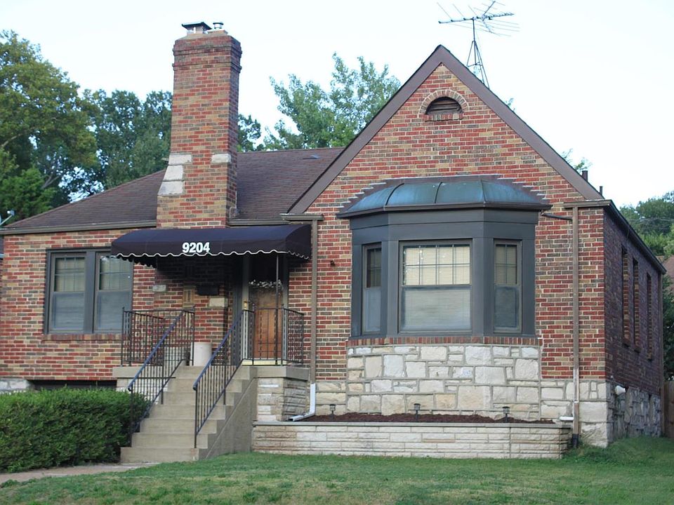1st image of 9204 Lucia Dr