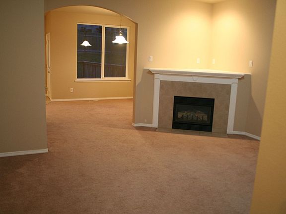 5th image of 8201 193rd Avenue Pl E