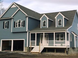 2 Debrah Ln, Millis, MA 02054