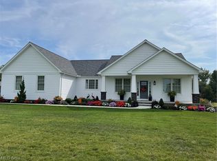 10968 Smith Rd, Litchfield, OH 44253