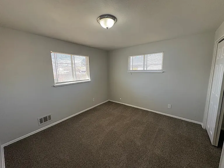 3144 Worchester St #1 — Photo 6