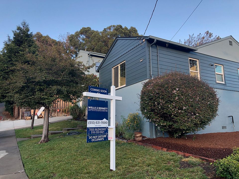 1st image of 2204 Arlington Dr