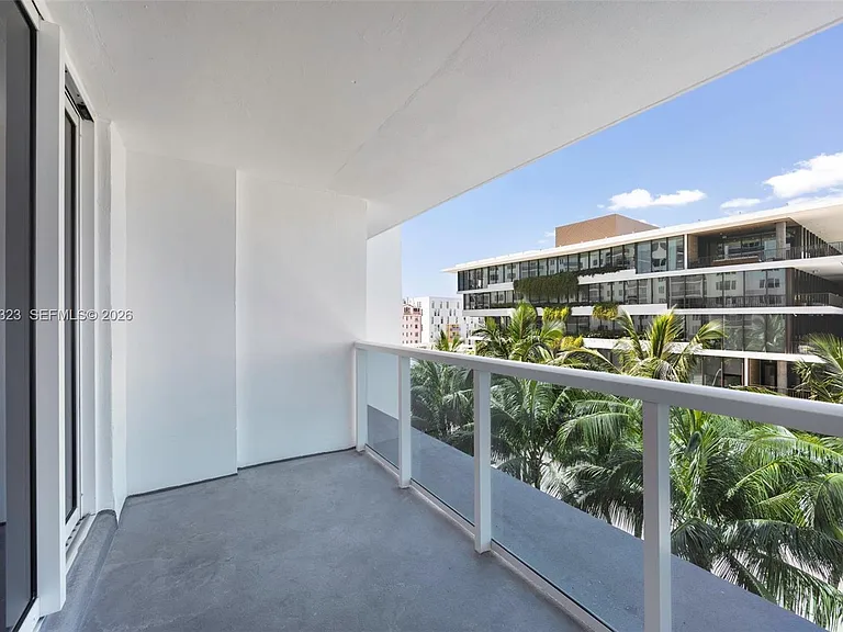 2301 Collins Ave #526 — Photo 23