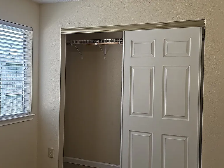 11614 Gullwood Dr — Photo 14