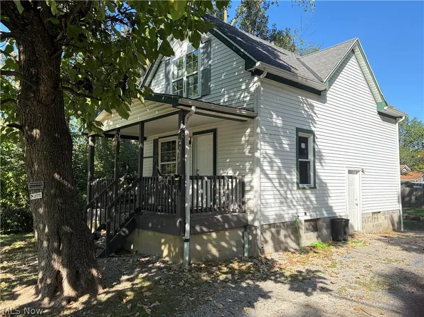 3323 Dallas Ave, Lorain, OH 44055