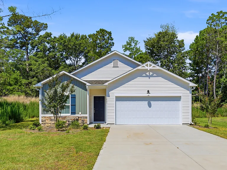 1641 Star Cross Dr SW — Photo 1