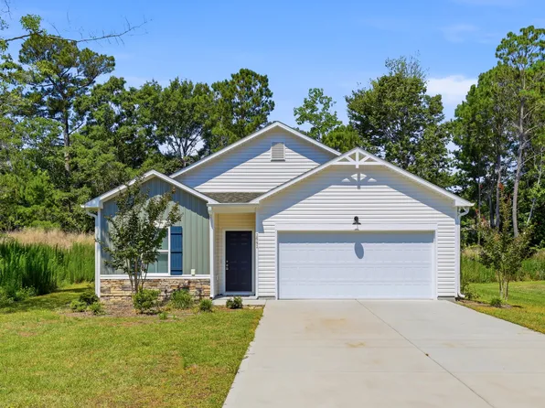 1641 Star Cross Dr SW, Shallotte, NC 28470