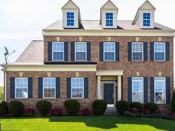 3631 Expedition Dr, Triangle, VA 22172