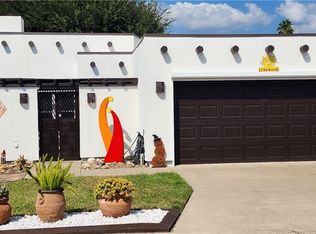 1723 Sun St, Mission, TX 78572