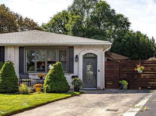 1346 Roylen Rd, Oakville, ON L6H1V4