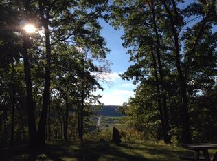 E5897 Milkweed Pl, Viola, WI 54664