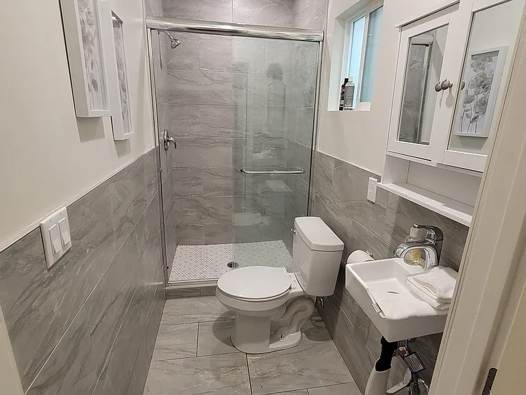 1427 S Shenandoah St #1427 — Photo 13
