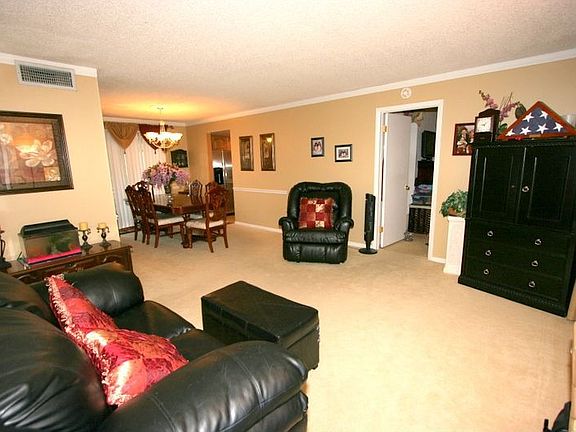 4th image of 114 Cambridge Dr