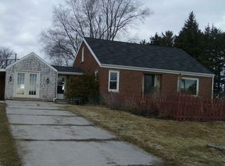 2834 Stone Rd, Manitowoc, WI 54220