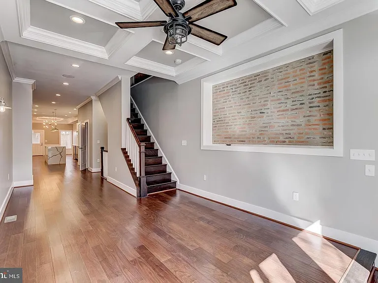 1440 S Charles St — Photo 13