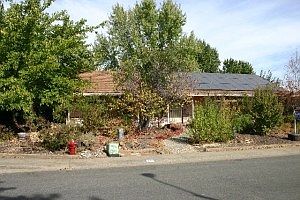 1st image of 336 Rosewood Dr