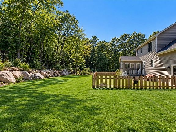 5th image of 45 Hopkinton Hill Rd