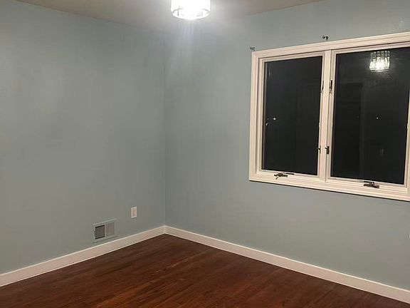 4th image of 621 Barlow Ave #1