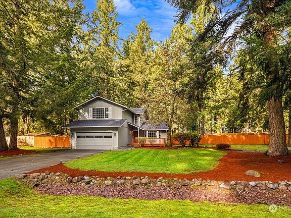 2nd image of 207 Country Estates Drive W
