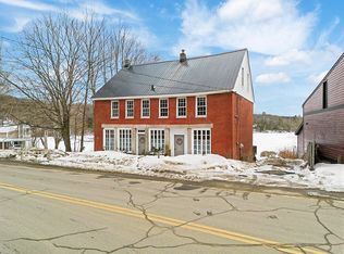 14 Main Street, Mount Vernon, ME 04352