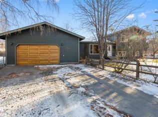 250 E Quincy Cir, Wasilla, AK 99654