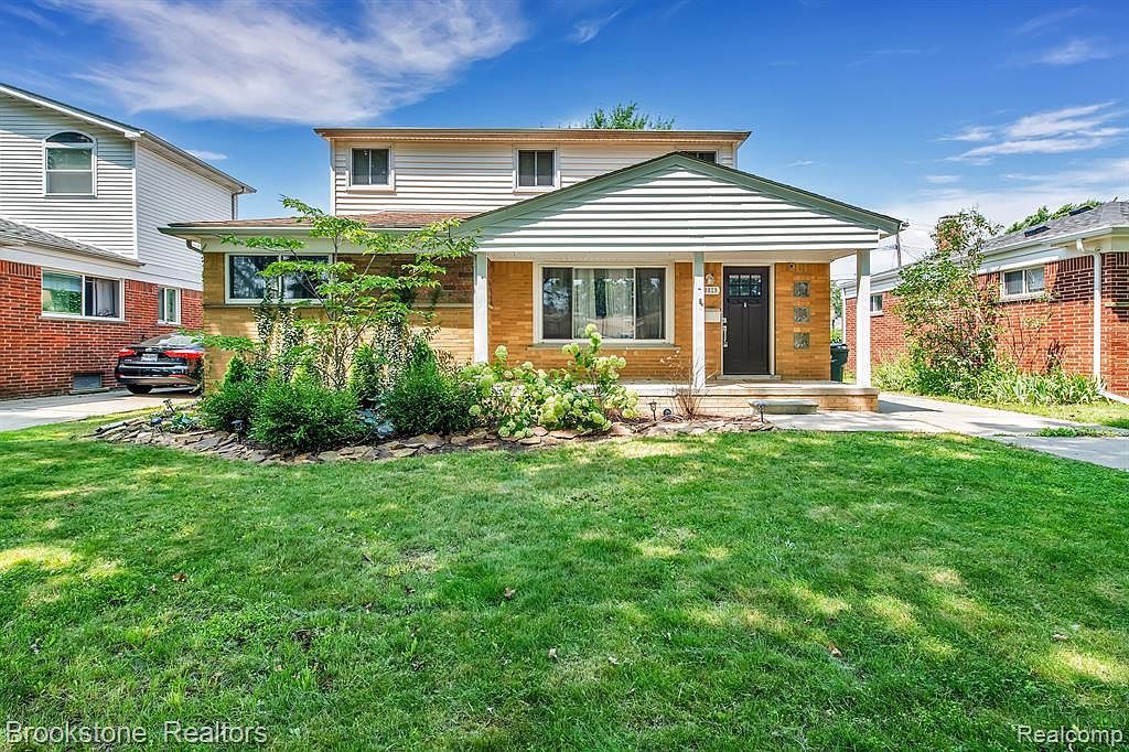 28829 Rockwood St, Saint Clair Shores, MI 48081 MLS 20230059864 Zillow