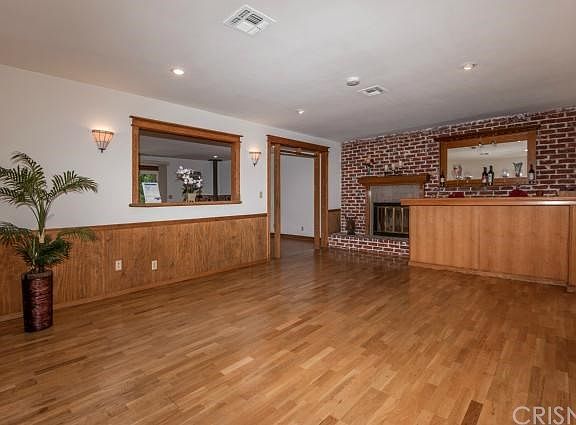 4th image of 22635 Cantara St