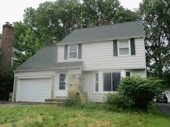 3498 Edison Rd, Cleveland Heights, OH 44121