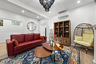 Rented by Aron Fried, LREB