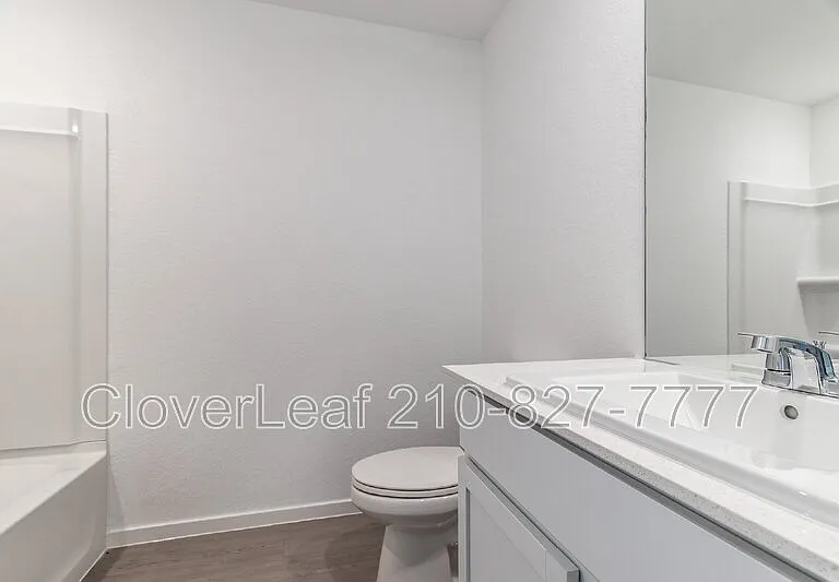 528 Wolf Crest Blvd — Photo 20