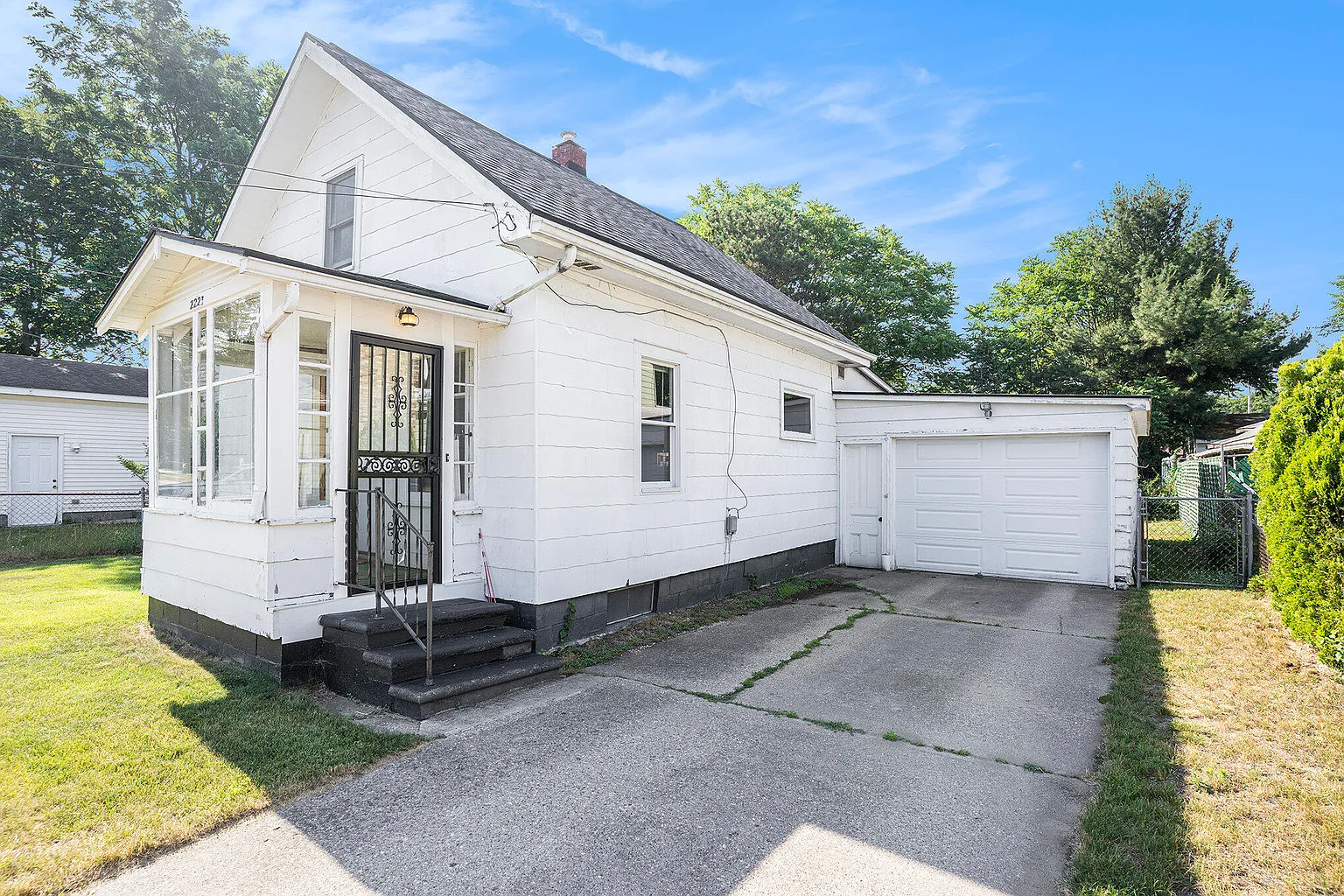 2223 Hughes Ave photo 1