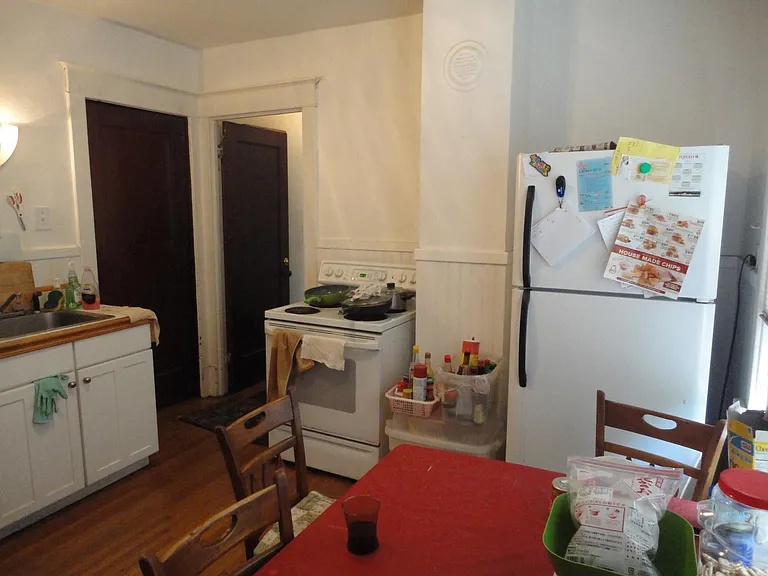 185 Kenmore Ave #1F — Photo 6