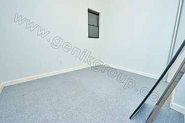 Rented by Genik Group Corp