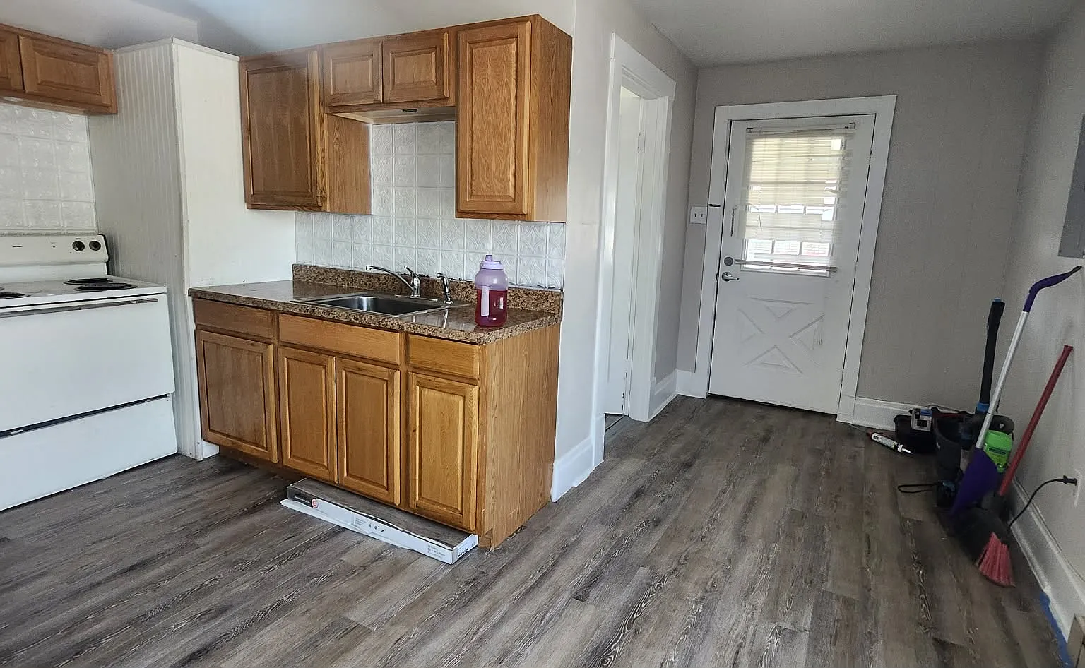 1 bed, 850 sqft, $875 — Photo 4
