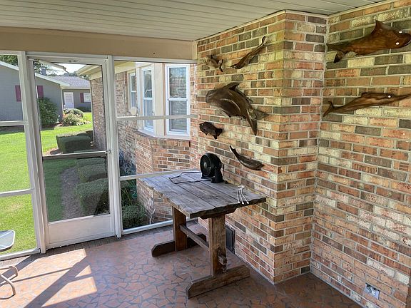 5th image of 3309 Courtney Rd