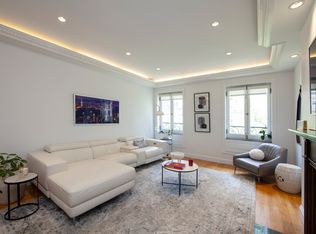 9 E 62nd St #4, New York, NY 10065