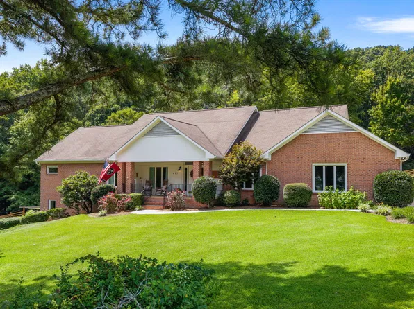 497 Cobblestone Creek Rd NW, Cleveland, TN 37312