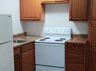 1721 Riverdale St #5, West Springfield, MA 01089