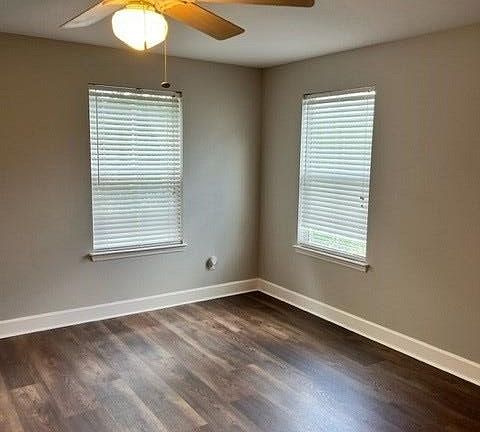 5th image of 4326 Grove Park Dr