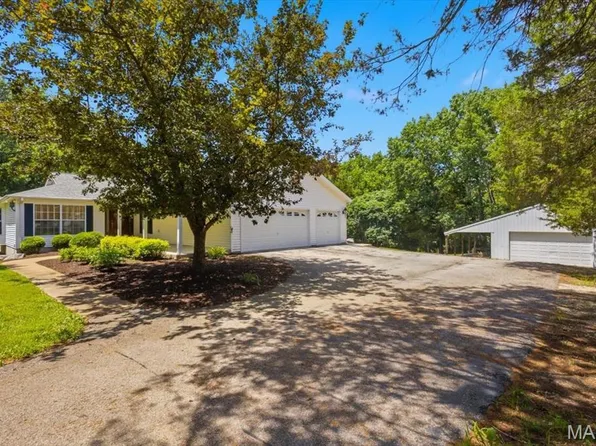 2631 S Mangan Rd, Pacific, MO 63069