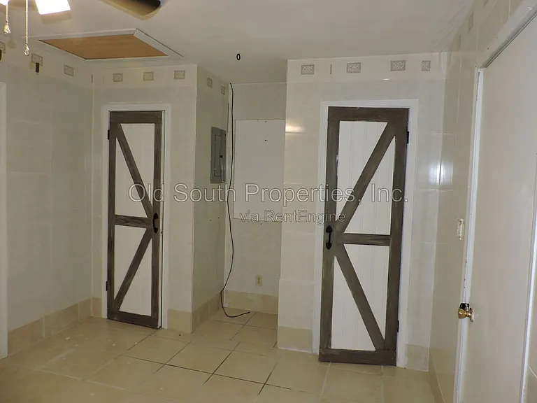 1345 Jasma Ln #B — Photo 8