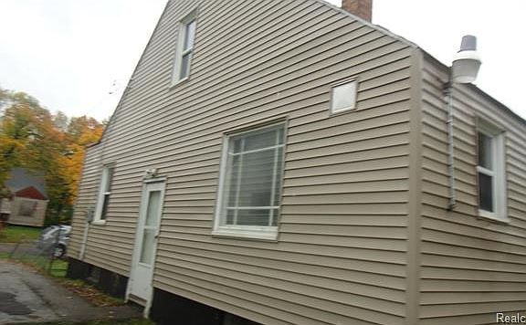 4th image of 3613 Forest Hill Ave