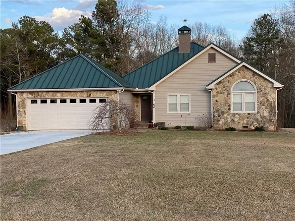 239 Russell Ln, Carrollton, GA 30116
