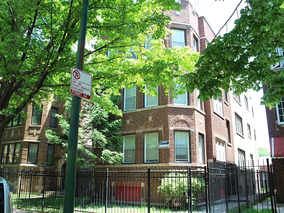 7427 S Chappel Ave #1