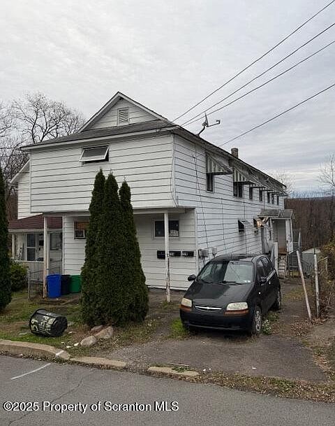 1st image of 22 E Broadway St