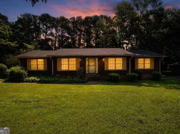 3560 Dogwood Farm Rd, Decatur, GA 30034