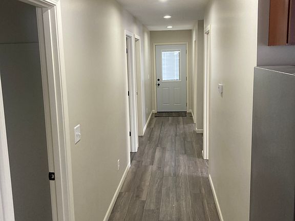2nd image of 922 N 11th St #922