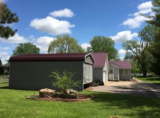 W6063 Main St, Montello, WI 53949