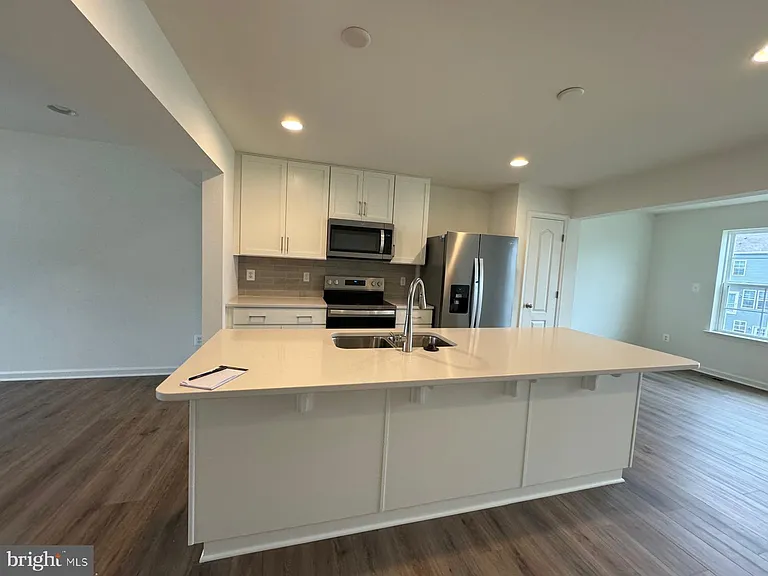 120 Tuxford Rd — Photo 9