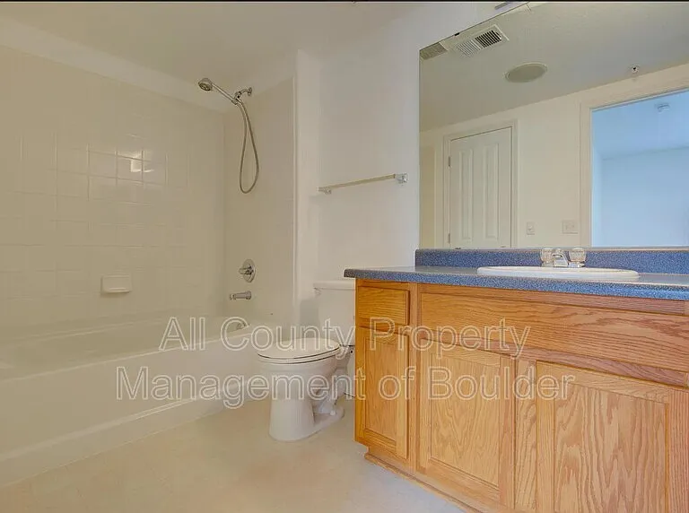 14300 Waterside Ln #J5 — Photo 18